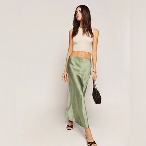Reformation silk Layla skirt in artichoke - size 2